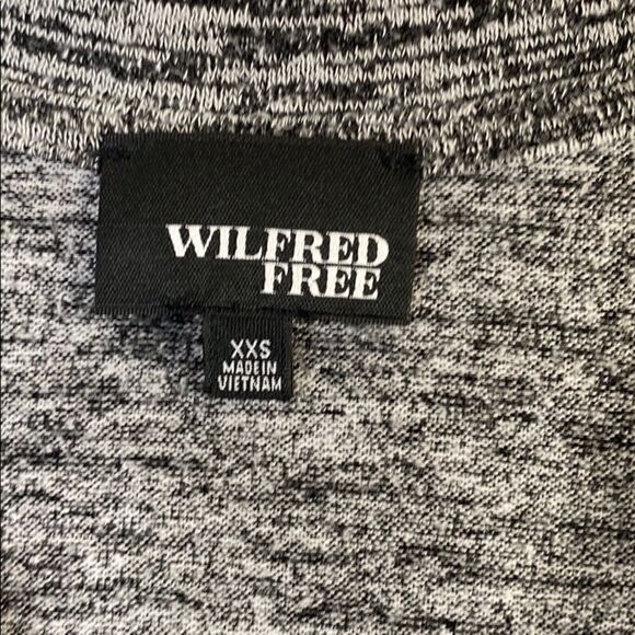 Wilfred Free Devinette V-Neck Top - Picture 2 of 4